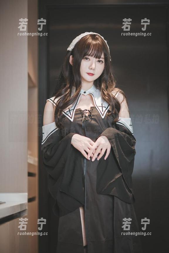 51酱 法国的蓝色制服有优雅?听说51酱的私拍原图被许多人争先抢先看!