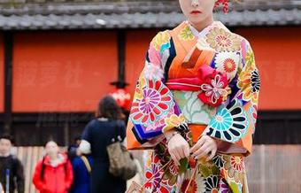 BoLoli菠萝社 – 柳侑绮写真，下载过后到底能不能更懂这个人？