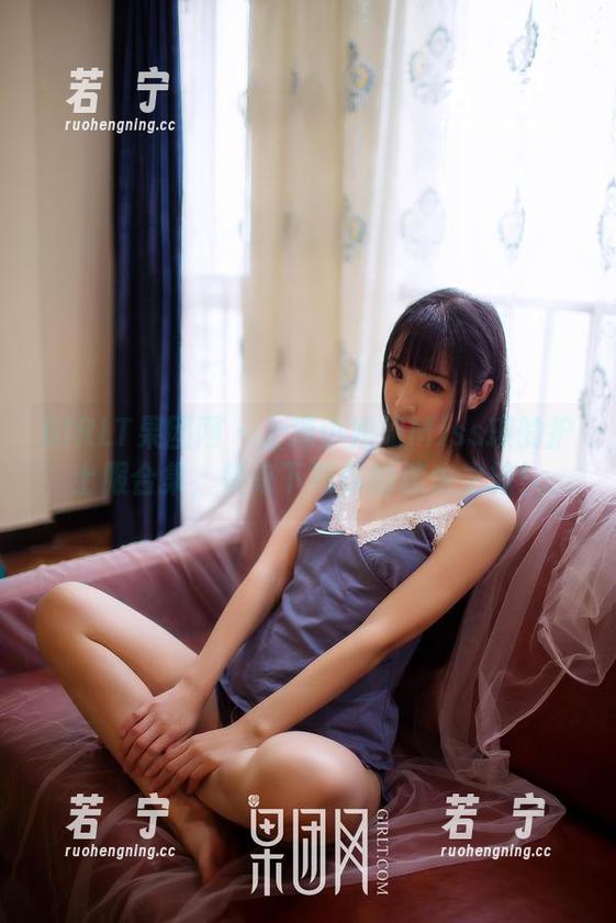 GIRLT果团网 - 上海小姐姐Miss琪的护士服合集，快来下载你的迷失之旅！