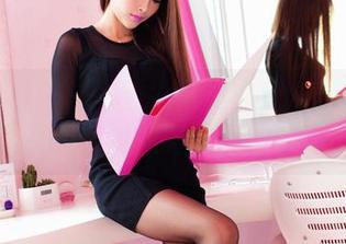 IMiss爱蜜社 – 连衣裙里的Lavinia肉肉：资源你是闭着眼睛拍的吗？