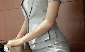 MFStar模范学院 – NaNa_baby穿着那个白裙，哇，照片中的她好像和仙女有一腿。