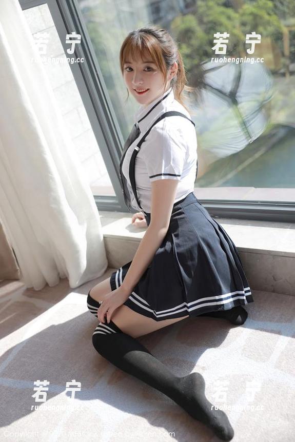 MFStar模范学院 - 从此办公室不再无聊，柳侑绮Sevenbaby的资源图集撕开刻板印象！