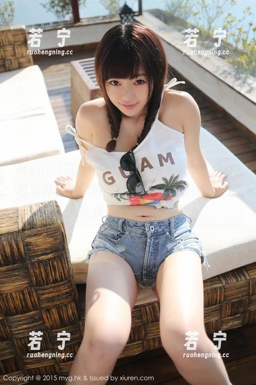 MyGirl美媛馆 - 这次伊小七MoMo的豹纹写真在线，明明可以打扮得很优雅，偏要来点“兽性”冲击！