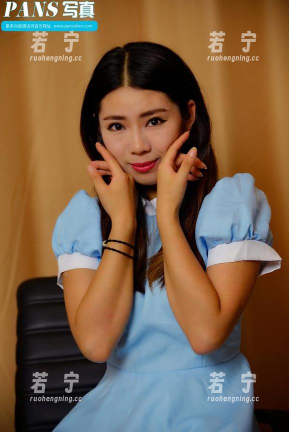 PANS写真 - 水手服和李沫的碰撞，整个全套写真都像是在挑战我的审美。