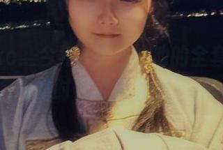 Sayako＿今年4岁在泳池的全套照片，下载的时候可别掉眼泪哦。