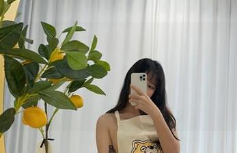 Sira(시라)的秘书控，这组原图和照片让我觉得，原来打扮成秘书也是能这么迷人的啊。