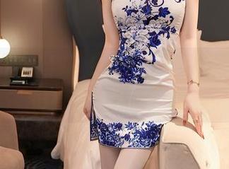 Xiuren秀人网 – Lovely璐璐的长腿！私房写真也要逆天啊～