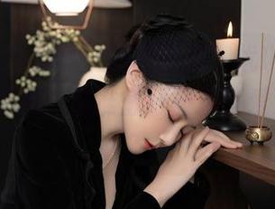Xiuren秀人网 – 美图警报！优琪琪子yuki的JK更新，你准备好被这可爱冲击了吗？