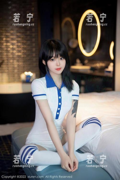 Xiuren秀人网 - 分享我家周于希Sandy的美足图集，小心，这是个让人“为之一振”的节奏哦！
