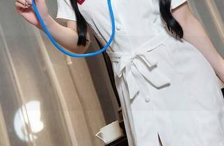 Xiuren秀人网 – 从可爱到撩人，小魔女奈奈的肉丝写真，实在是个奇特的体验。