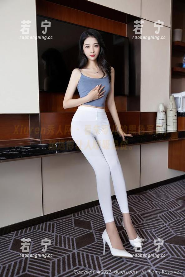 Xiuren秀人网 - 看朱可儿的黑色写真，精选得让人呼吸急促。