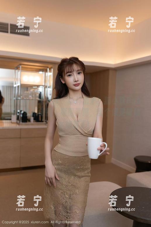 Xiuren秀人网 - 新鲜出炉！狐小妖Baby白丝原创图，原图泄露，整个像是被仙女加持了！