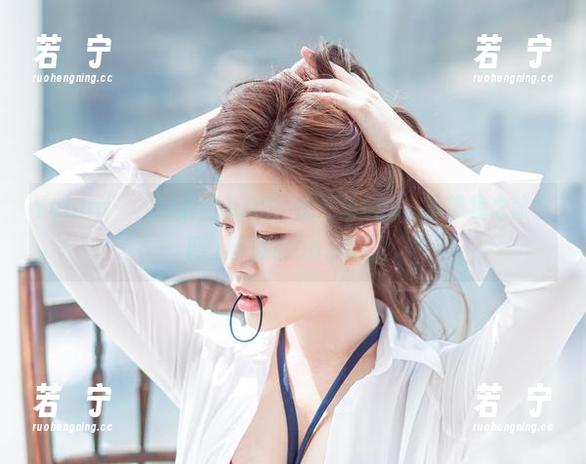 Yebin(전예빈)的婚礼02：这死角拍的，多像我之前在网上下载的cos案例！