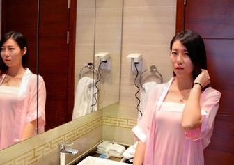 pans – 果汁的原图：裸足系列，一场低调的奢华