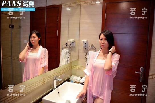 pans - 果汁的原图：裸足系列，一场低调的奢华