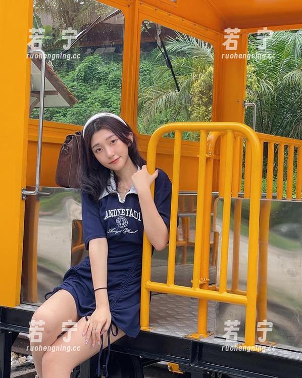 突然觉得roroki骷髅姬圣诞气氛超棒，快来原图吃红果果！
