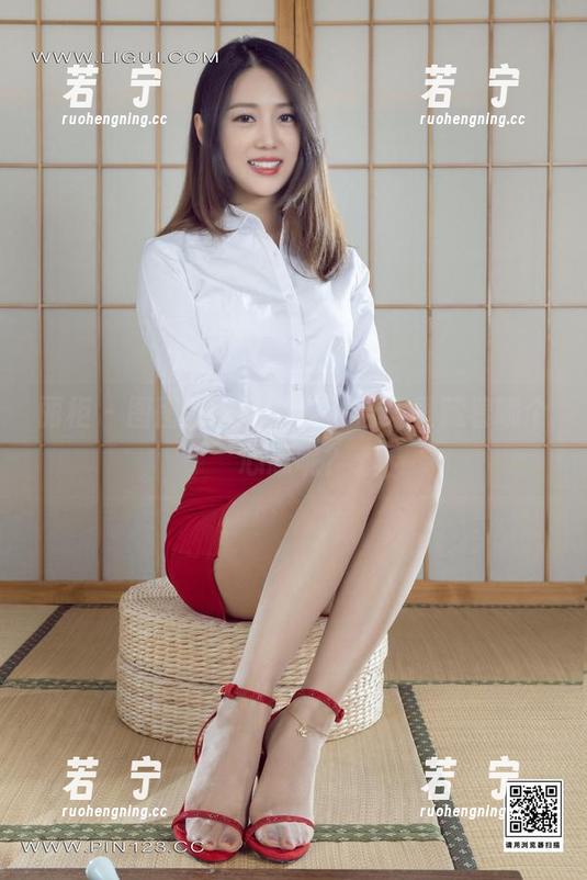 丽柜-图图 丽柜 - 图图的礼服写真,合集里藏着哪个心思呢?