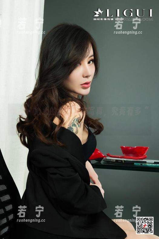丽柜 - 心心的全套睡衣写真，究竟有多“梦”魅？