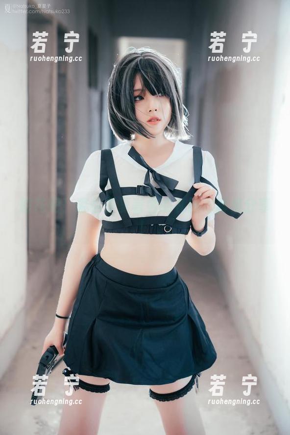 撒花吧！看你夏夏著名的礼服写真集分享！