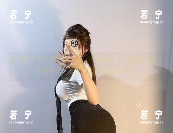 微密圈 - 看完兔宝妮to的礼服写真合集，我开始思考人生的意义，礼服…和配饰的重要性！