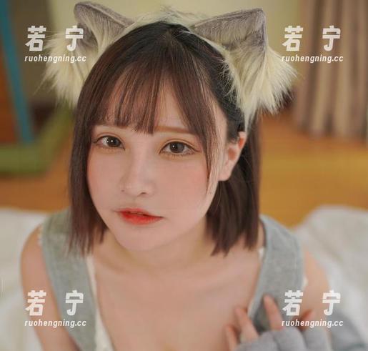 千夜未来 千夜未来的蒂法连衣裙,图包中的小众写真爆点十足!