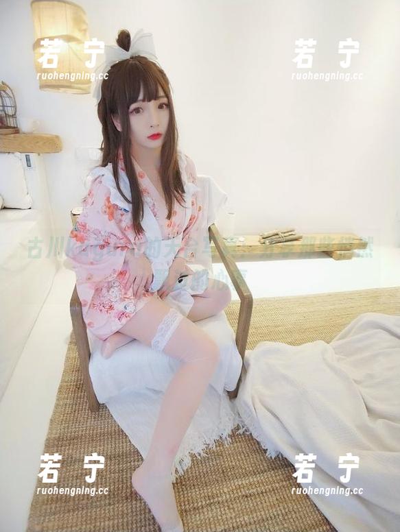 古川kagura 古川kagura的天台写真:分享那些悄然飘过的心事