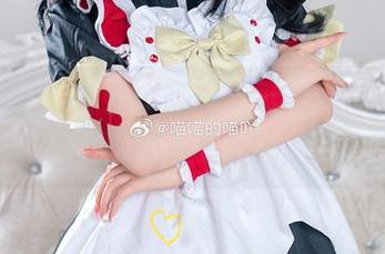 半夜思索的结果：喵喵的喵吖裸足套图及其随想更新！
