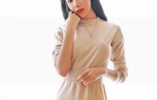 嗲囡囡 – 成都外表，内心却是一整个女神，施忆佳KITTY的合集让我每张都想偷偷保存。