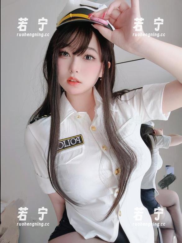 多宝阁藏女主K秘科风—丝袜特辑分享！