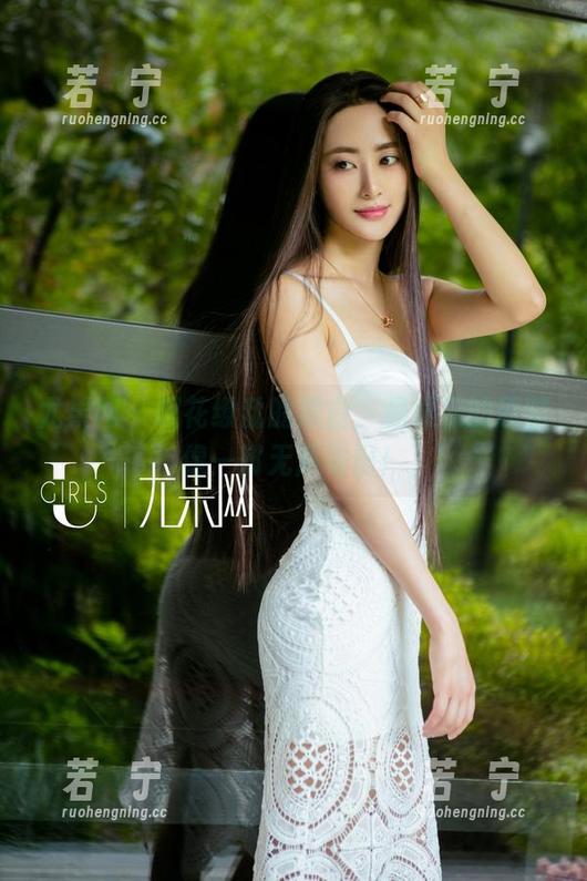 尤果网 - 眼花缭乱的黑白，杨果果的原图像一部无声电影！