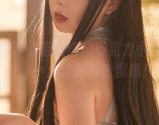 免费美图带你走近这位巧克力小圆面包天使，小心被甜蜜击倒哦！