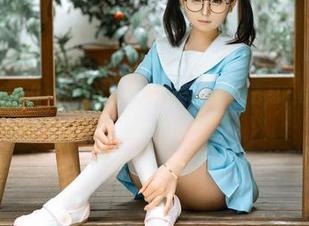 这也是免费的？幼水铃衣的比基尼美图，一眼看去忍不住想补补这边的身材。