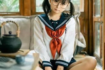 电子女友的软萌剧场：幼水铃衣最新作品集写真值得一看！