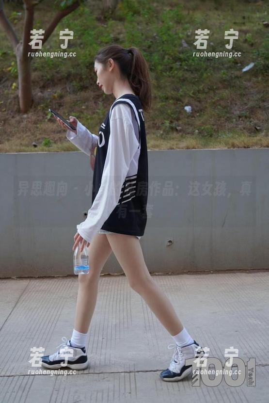 异思趣向 - 小九的私房作品：这女孩，真有一套