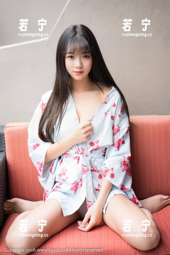 推女神 - 程彤颜女孩合集，资源不多，但每一张都像极了小梦