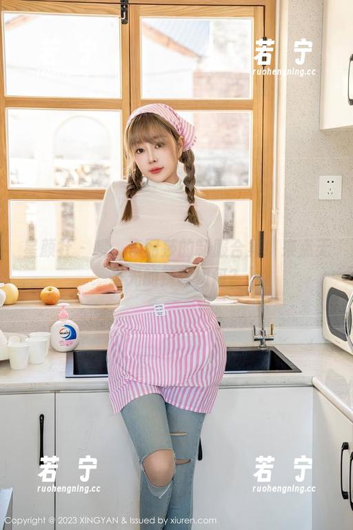 星颜社 - 哦，李丽莎的制服合集！来点无圣光的辣味如何？