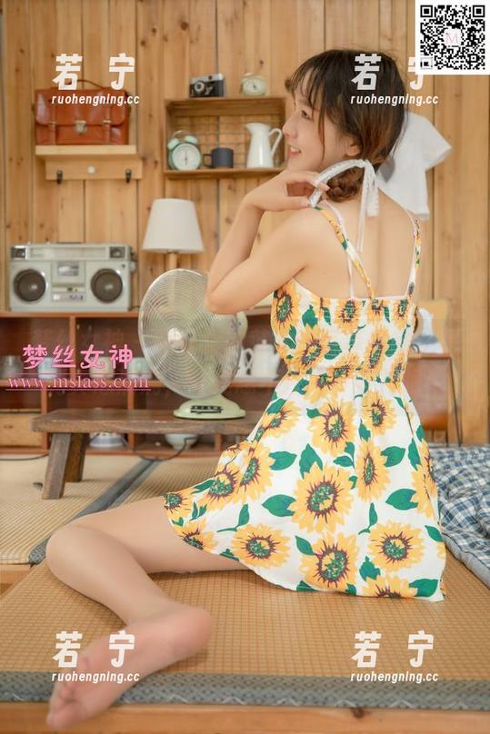 梦丝女神 - 晓晓女神范儿的写真作品，福利真心满满，让我忍不住想多看几眼！