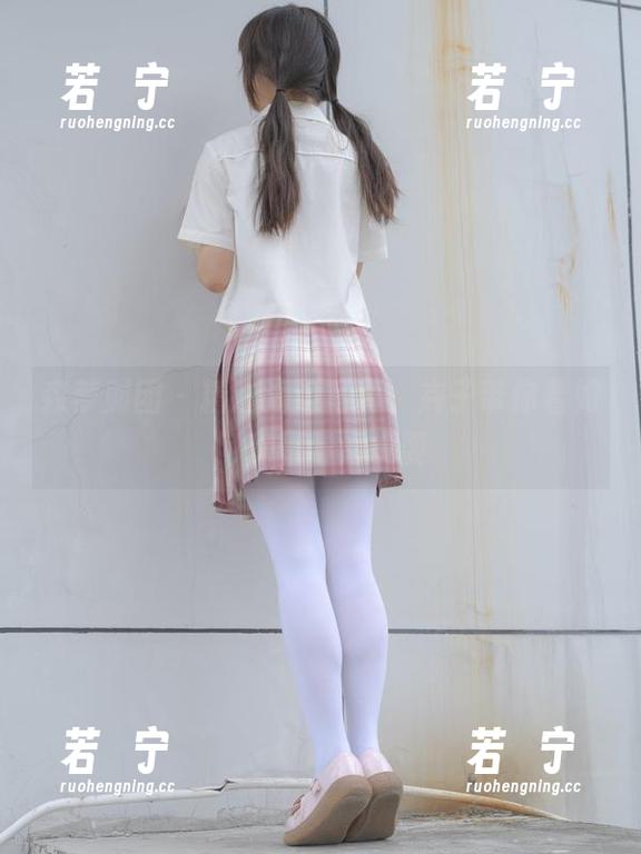 森萝财团 - 精选海边写真，卉子带你看如何优雅与海玩耍