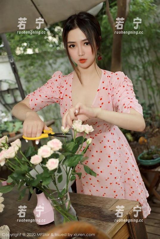 模范学院 - 妹妹合集：当Emily顾奈奈酱无意间变成了“妹妹代言人”！
