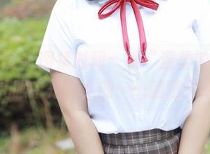 模范学院 – 图集时间：看“温柔的柔”在这礼服中是多么的……随意又高雅