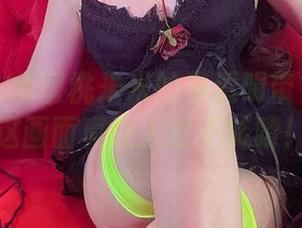 微密圈 – 水蜜桃米米的半透明带钻作品：这画面真让人目不转睛！