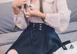 从未见过的白色睡衣，流年不停w的写真壁纸直击心房