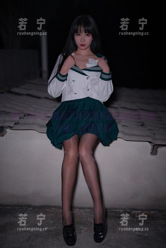 啊！在线上遇见了海克斯科技小蛋糕的兔女郎，温度正好
