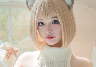 狐洛洛子的高清片段，家里当个女友也要秀