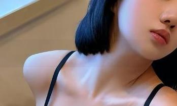 微密圈 – 瑜瑾u的少女图包里，一潭春水波光粼粼、波涛汹涌