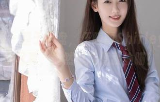 秀人网 – 基于网盘，伍晓丽Shirley的眼镜写真，竟然总能惹我偷瞄！