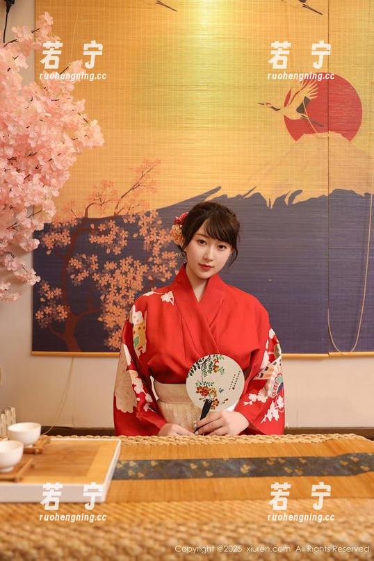 秀人网 - 高清吃白菜的vi菜菜，体操服版本的优雅，谁能拒绝这样眼尖的资源？