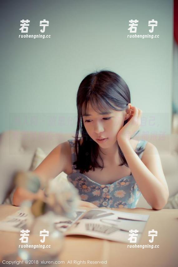 秀人网 - 张思允Nice再一次证明自己，女王写真在线，图片里的每个角度都很迷。