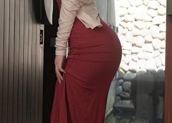 秀人网 – 陆萱萱cecillia穿着职业装的样子，高清呈现，下载了以后说不定还能找到工作搭档哦