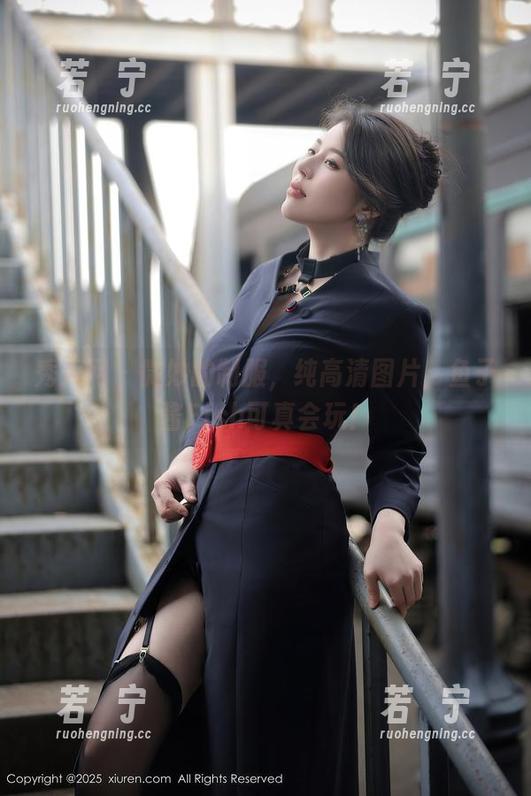 秀人网 - 微妙的制服，纯高清图片，鱼子酱Fish可真会玩！